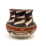 Lovely Older Pueblo Pot in Black, White and Rust