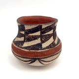 Lovely Older Pueblo Pot in Black, White and Rust