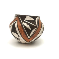 Lovely Small Acoma Pueblo Painted Pot, Excellent Condition with Nice Age