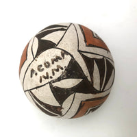 Lovely Small Acoma Pueblo Painted Pot, Excellent Condition with Nice Age