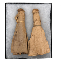 Ultra Spare, Very Beautiful Pair of Antique Clothes Pin Dolls in Wrapped Paper Dresses