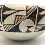 Beautiful c. 1940s Acoma Pueblo 7 Inch Diameter Bowl