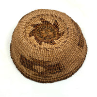 Finely Woven and Patterned Northwest Coast Native Basket, Presumed Antique Klamath-Modoc
