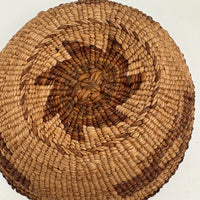 Finely Woven and Patterned Northwest Coast Native Basket, Presumed Antique Klamath-Modoc