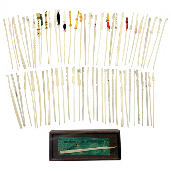 Late 19th Century Full Boxed Set of Bone Spellicans with Hook