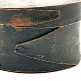 Small 19th Century Fingered Bentwood Pantry Box in Original Green Paint