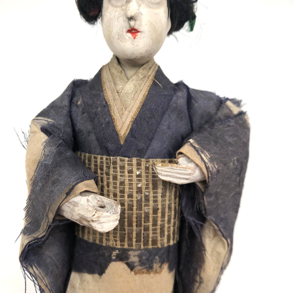 Grande poupée japonaise antique (D'occasion) à Fribourg pour CHF 80 Grande poupée japonaise antique (D'occasion) à Fribourg pour CHF 80