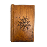 Lovely, Excellent Condition  19th Century Spruce Gum Box with Center Star and Sweet Details