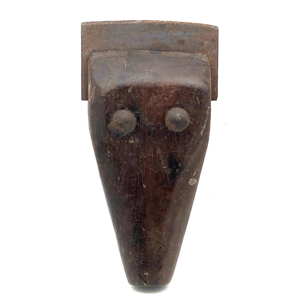 Anthropomorphic Old Scraper