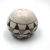 Lovely c. Mid 20th Century Acoma Pueblo Painted Pot
