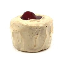 Fabulous Vintage Fake Cake
