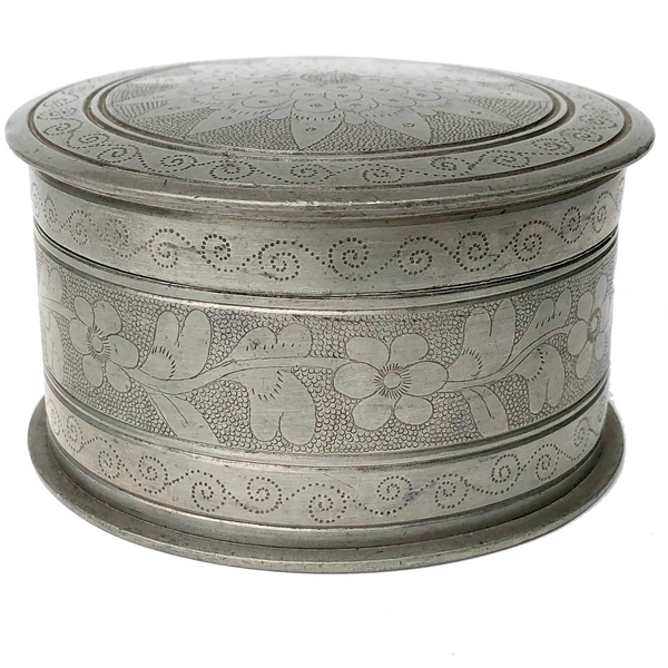 Banka Blinjoe Indonesian Pewter Box With Finely Engraved Decoration