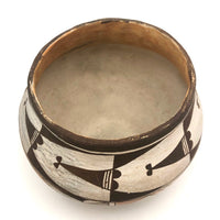 Gorgeous Acoma Native American Polychrome Pot, c.1930s, Signed S. Sanchez
