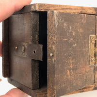 Terrific Old Handmade Three Compartment Bee Box