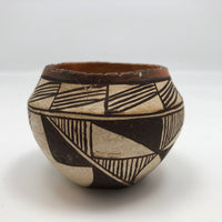 Small Acoma Pueblo New Mexico Dark Brown and White Pottery Bowl