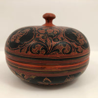 Burmese Yun-De Round Lacquer Box with Handle