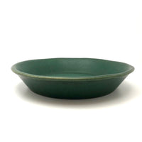Bennington Potters Vintage Matte Green Shallow Bowl / Pie Pan